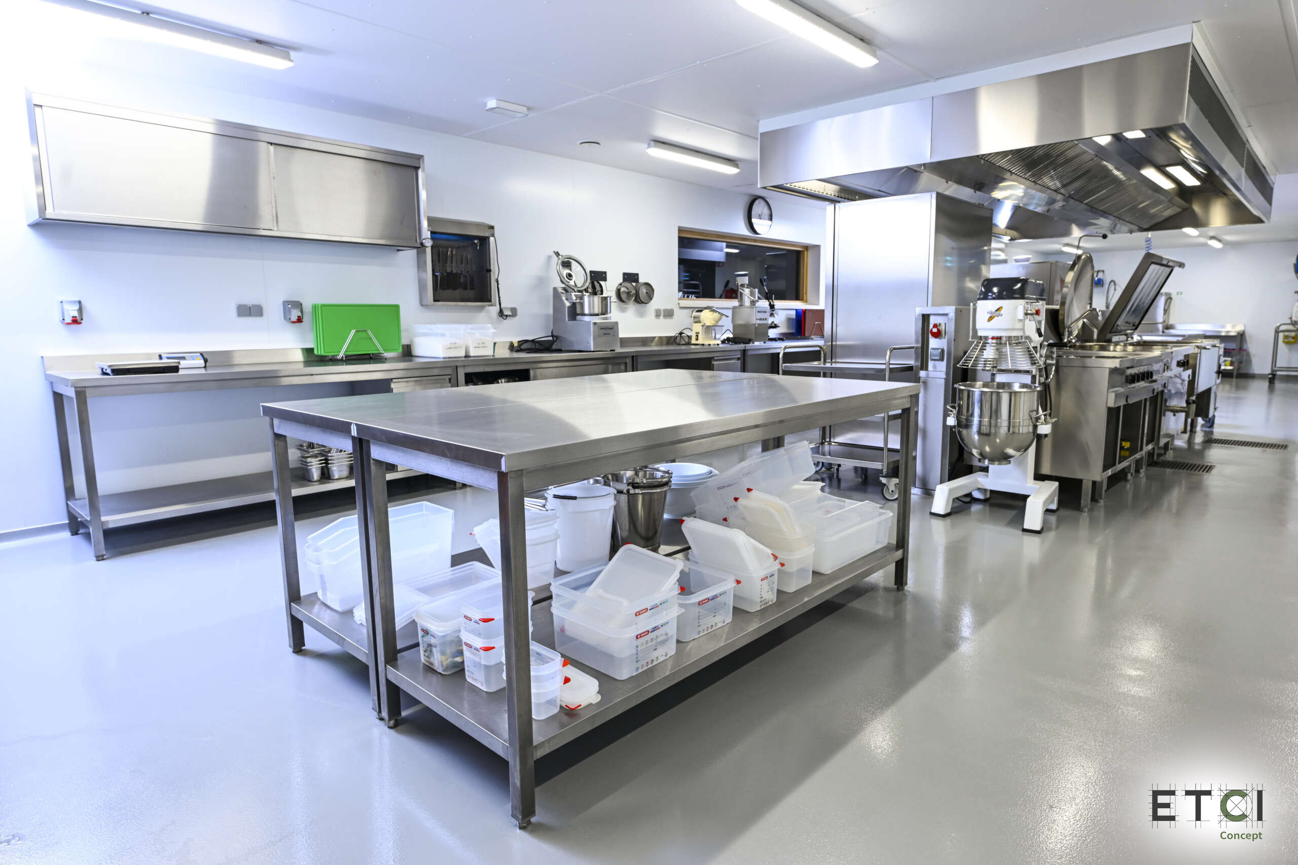 Laboratoire de pâtisserie et de boulangerie équipé